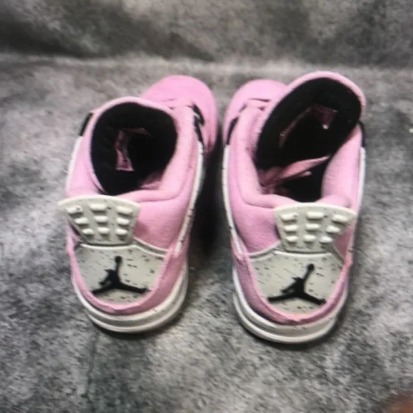Jordan Air Jordan 4 “Orchid” - Picture 3 of 6